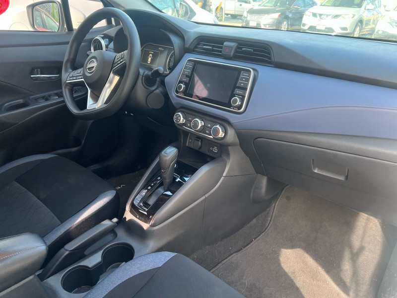 Nissan Versa ADVANCE 2024