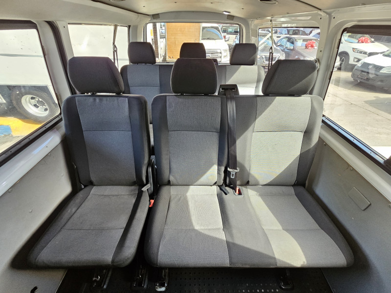 Volkswagen Transporter 8 Pasajeros Turbo Diesel 140HP 2019