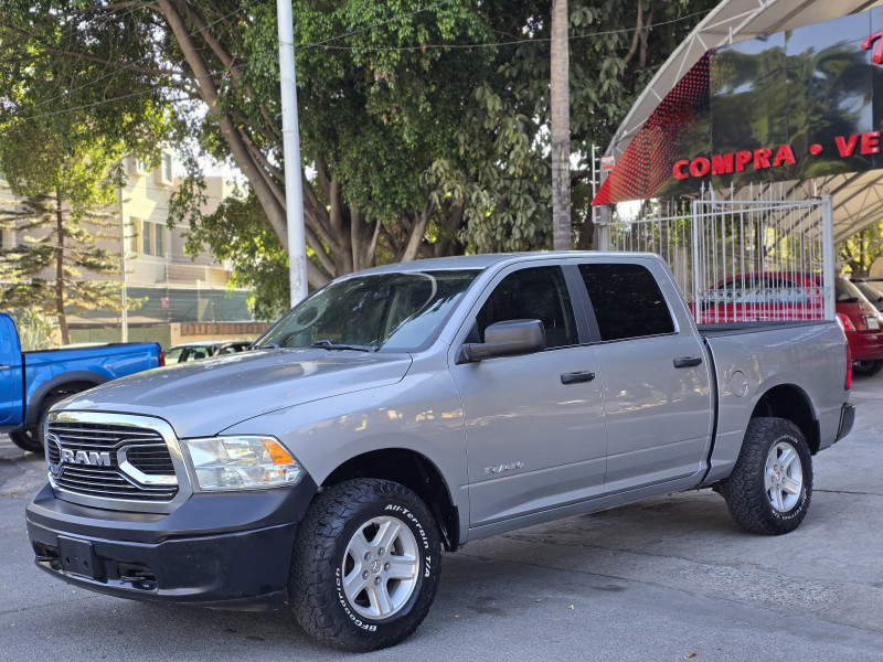 Dodge Ram 1500 Crew Cab SLT 2021