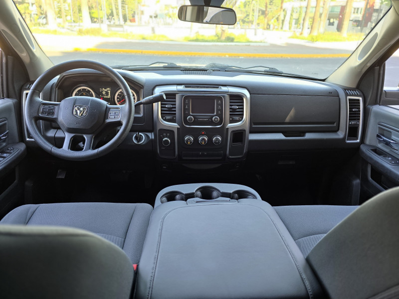 Dodge Ram 1500 Crew Cab SLT 2021