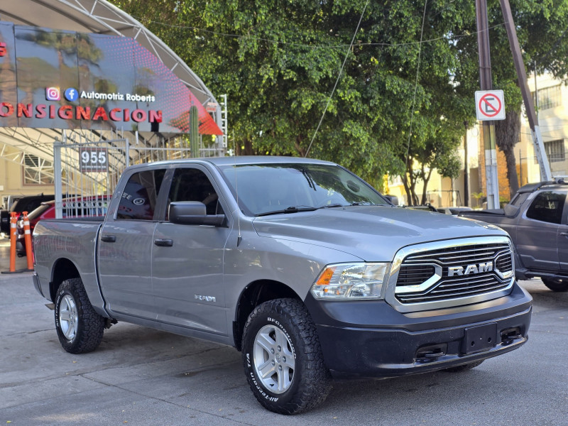Dodge Ram 1500 Crew Cab SLT 2021