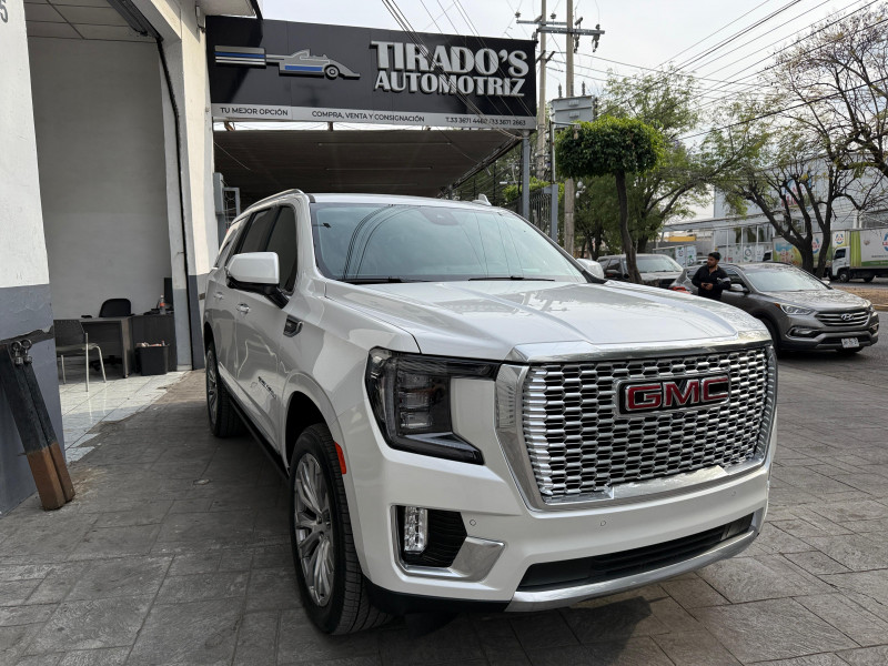 GMC Yukon DENALI CORTA 2023