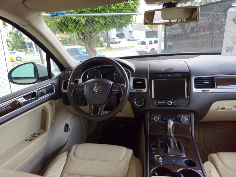 Volkswagen Touareg V6 2013