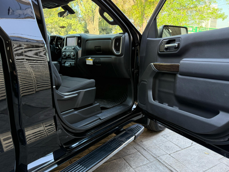 GMC Sierra SLE CAB REG 4x4 2022