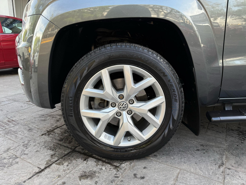 Volkswagen Amarok HIGHLINE TDI   V6 2020