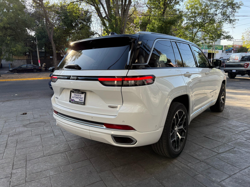 Jeep Grand Cherokee Summit, HEMI 2022