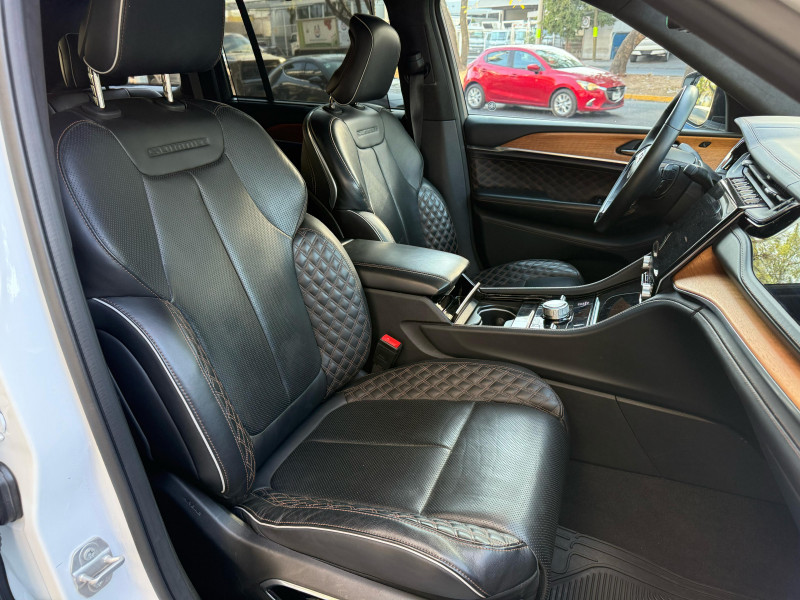 Jeep Grand Cherokee Summit, HEMI 2022