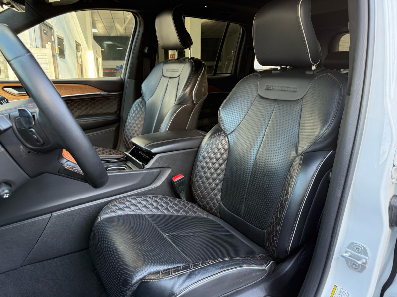 Jeep Grand Cherokee Summit, HEMI 2022