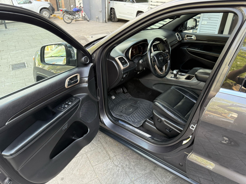 Jeep Grand Cherokee LIMITED V6 2015