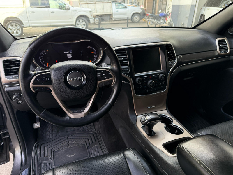Jeep Grand Cherokee LIMITED V6 2015