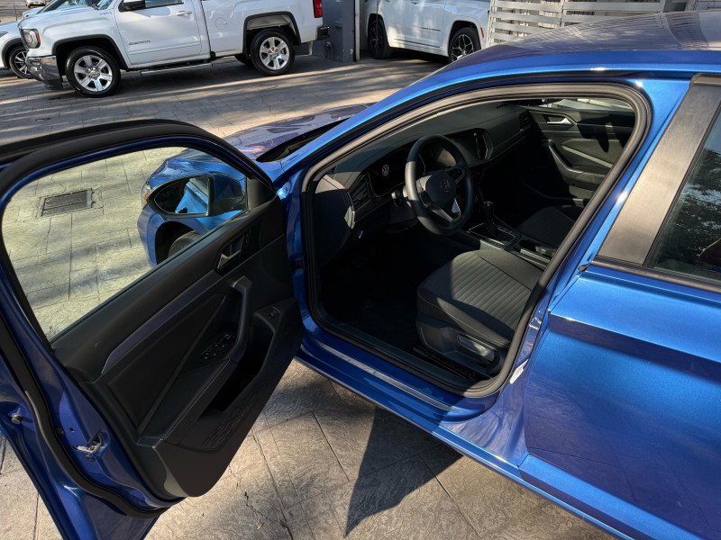 Volkswagen Jetta COMFORTLINE 2024