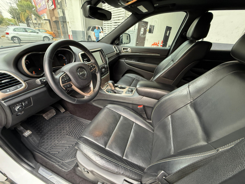 Jeep Grand Cherokee Límited 2017