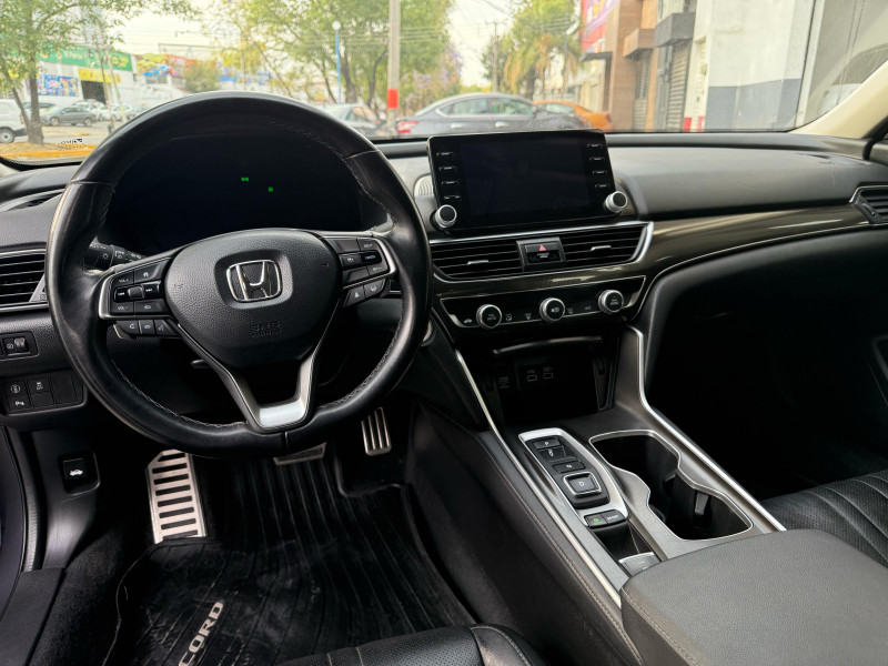 Honda Accord Touring 2022