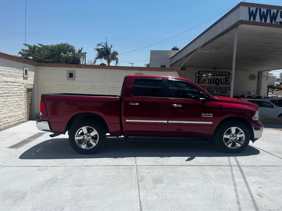 Dodge Ram 1500 Crew Cab Bighorn 2015