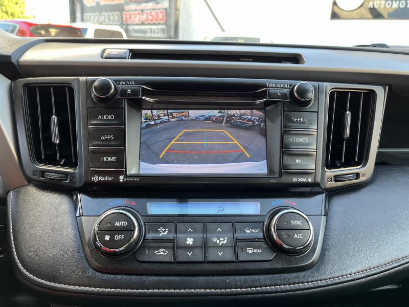 Toyota RAV4 XLE 2016