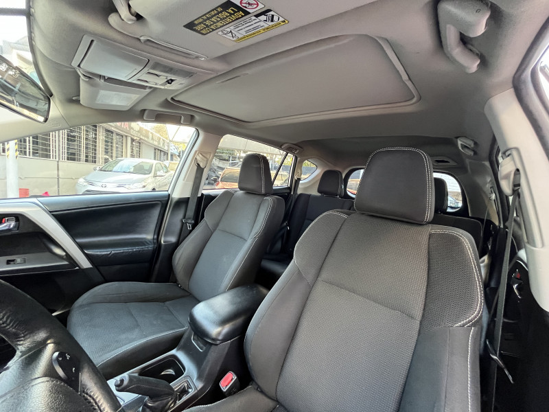 Toyota RAV4 XLE 2016