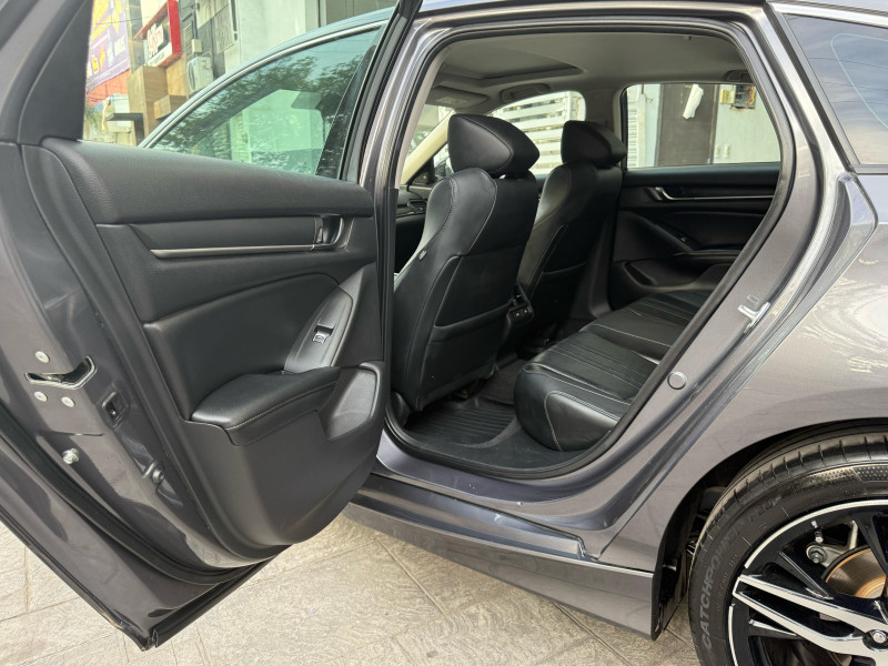 Honda Accord Touring 2022
