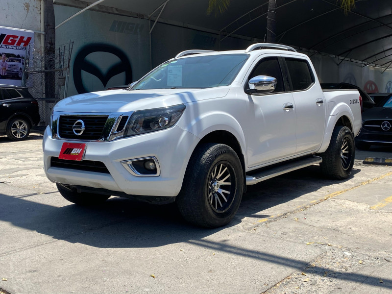 Nissan Np300 Frontier LE Diesel 4x4 2020