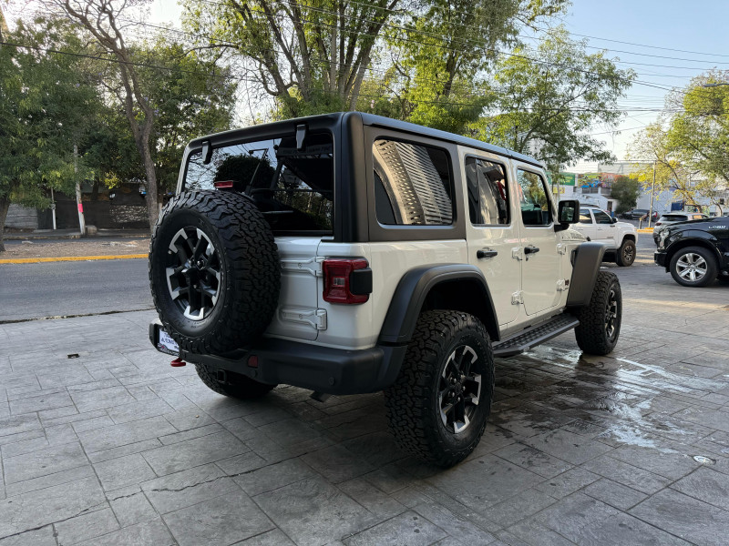 Jeep Wrangler Rubicon 2024