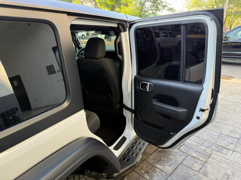 Jeep Wrangler Rubicon 2024