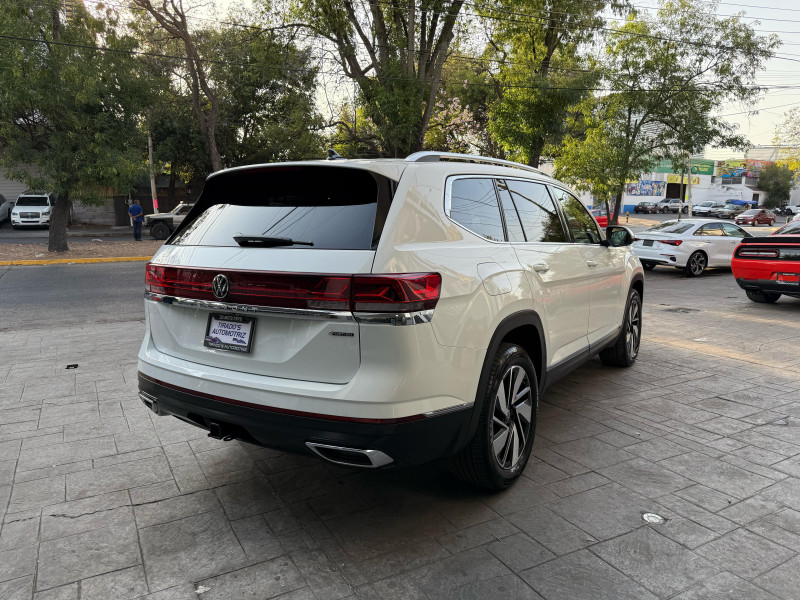 Volkswagen Teramont HIGHLINE 2024