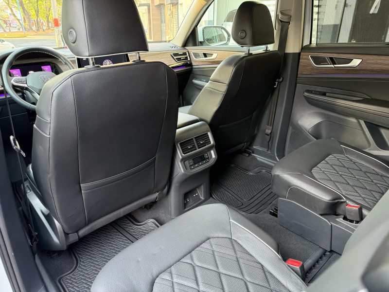 Volkswagen Teramont HIGHLINE 2024