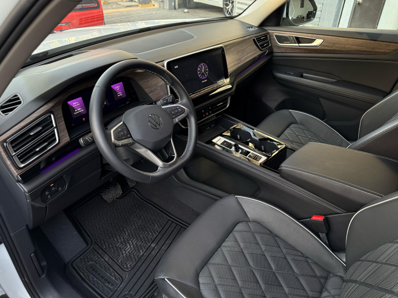 Volkswagen Teramont HIGHLINE 2024