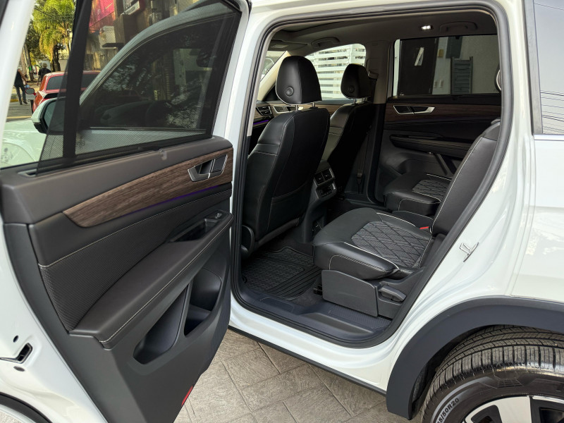 Volkswagen Teramont HIGHLINE 2024