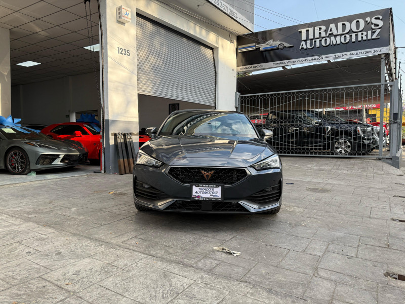 Cupra León 300HP 2023