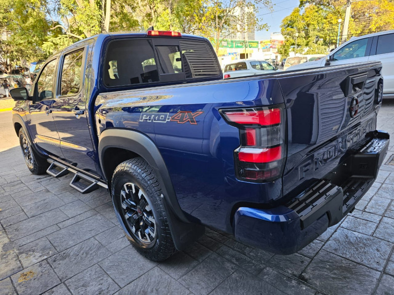 Nissan Frontier PRO 4X4 V6 2022