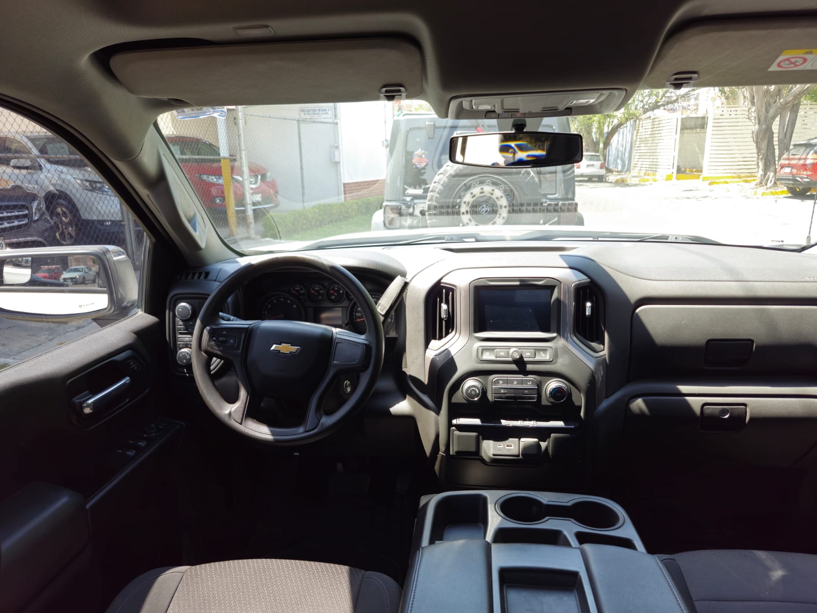 Chevrolet Silverado V6 SILVERADO CREW CAB 4X4 2021