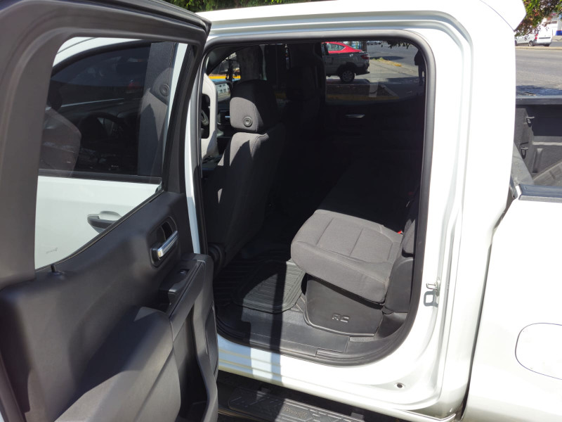 Chevrolet Silverado V6 SILVERADO CREW CAB 4X4 2021
