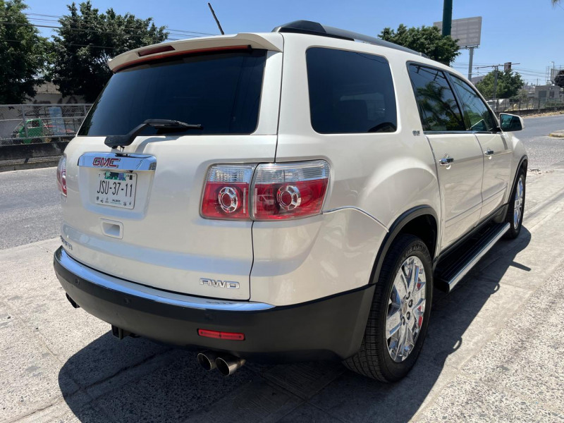 GMC Acadia 7pasajeros 2010