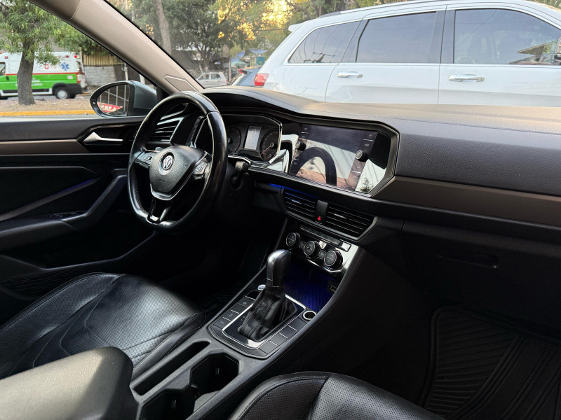 Volkswagen Jetta Higline 2019