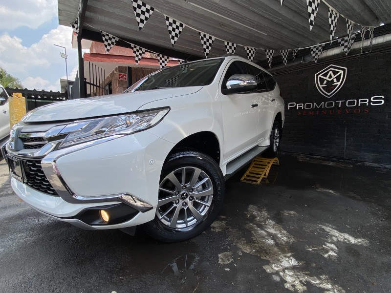 Mitsubishi Montero ES y Sport GLX 2019
