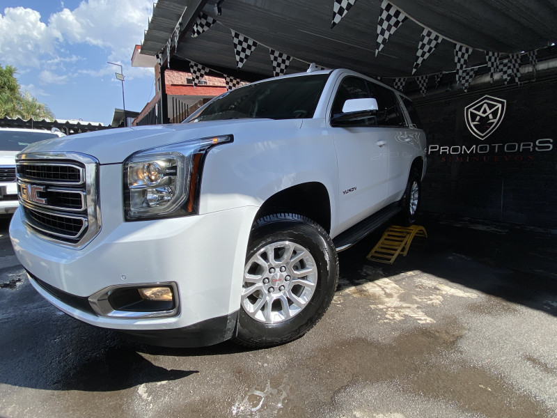 GMC Yukon SLE 2015