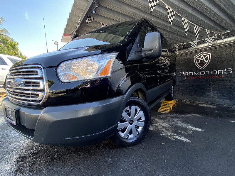 Ford Transit 250 2017