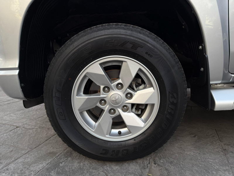 Mitsubishi L200 4 puertas 2021