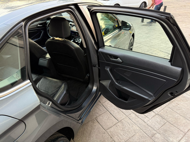 Volkswagen Jetta Higline 2019