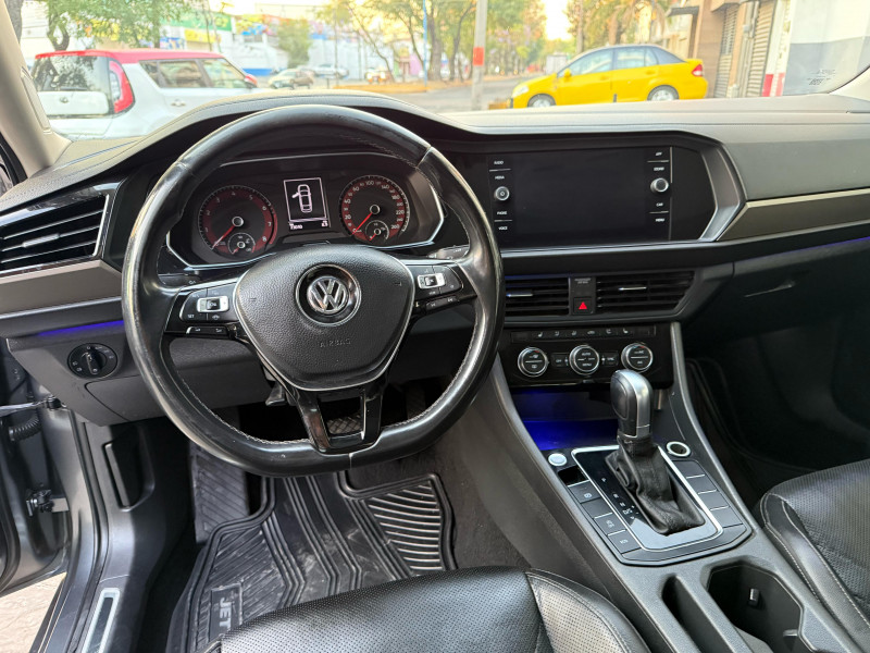 Volkswagen Jetta Higline 2019