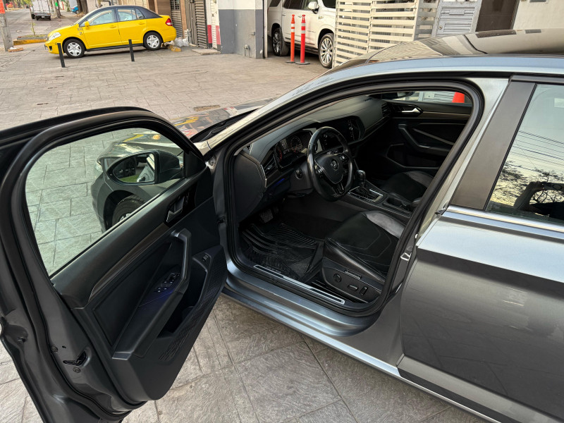 Volkswagen Jetta Higline 2019