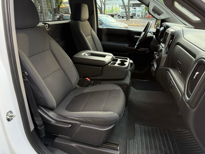 Chevrolet Cheyenne CAB SENC. 4X4 RIN 24" 2020