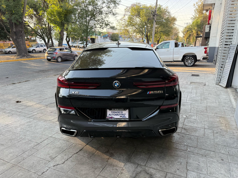 BMW X6 50i M 2021