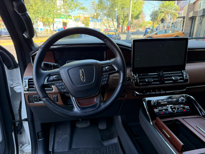 Lincoln Navigator Larga Reserve 2023