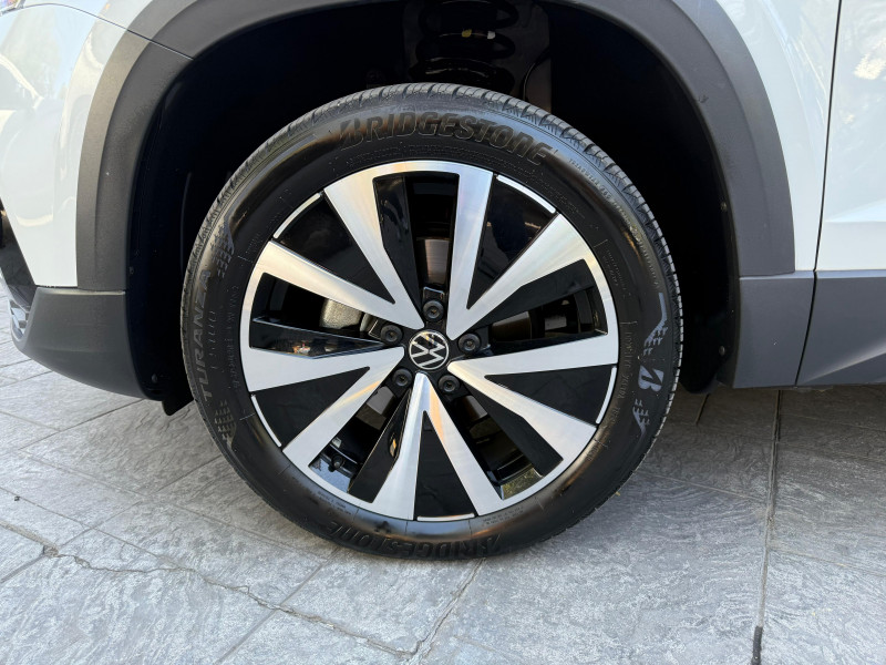 Volkswagen Taos higline 2024