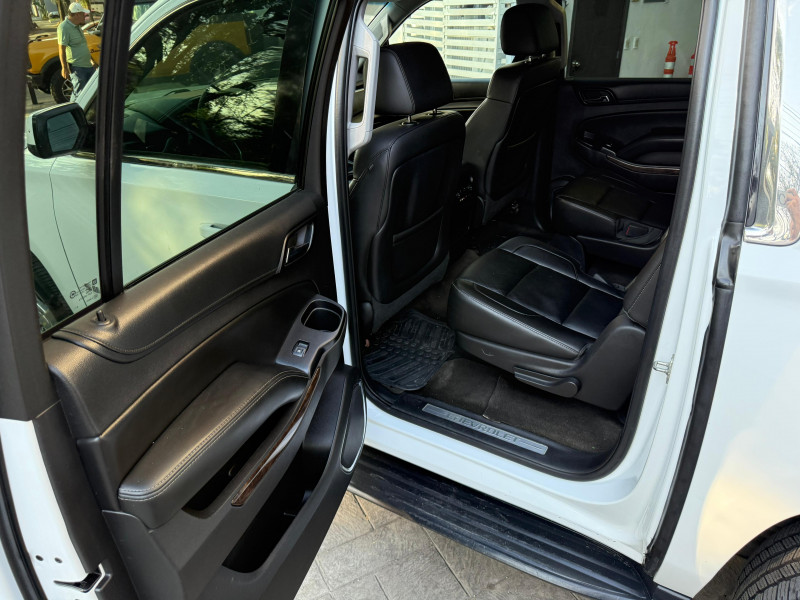 Chevrolet Suburban LT 2015