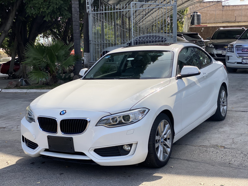 BMW Serie 2 220i Sport Line Coupé 2017