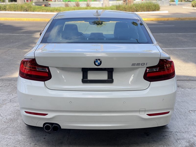 BMW Serie 2 220i Sport Line Coupé 2017