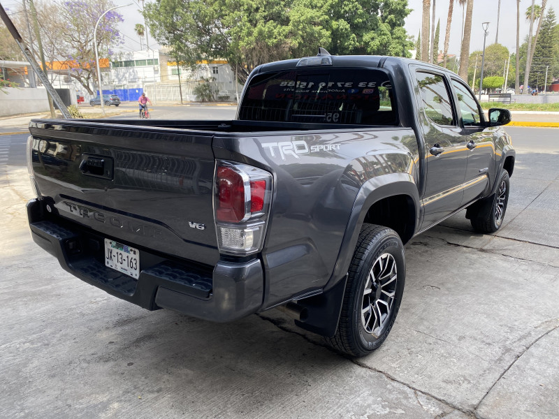 Toyota Tacoma TRD 4X2 2021