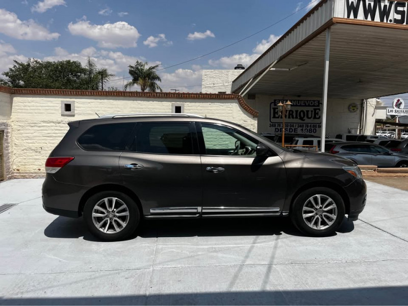 Nissan Pathfinder Advance 2016